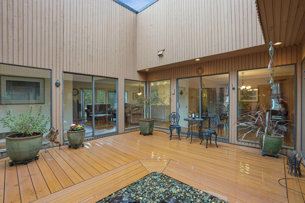 Swimming Pool Photo of 5225 4 Avenue, Delta, BC