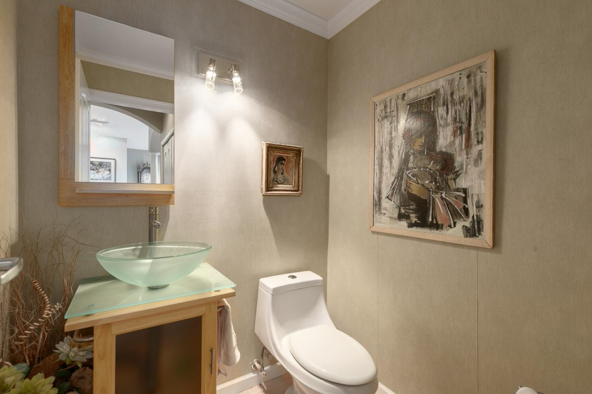 Breakfast Nook Photo of 74 14909 32 Avenue, Surrey, BC