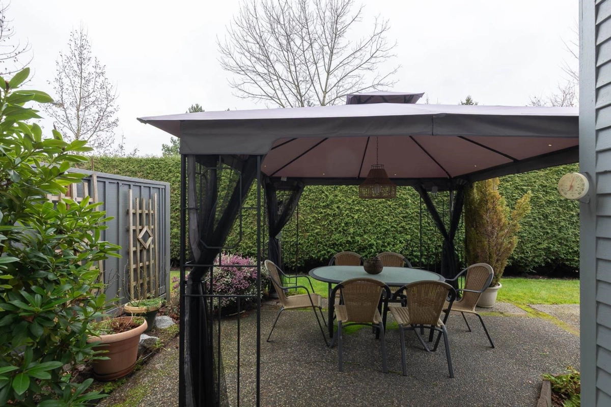 Front Yard Photo of 74 14909 32 Avenue, Surrey, BC