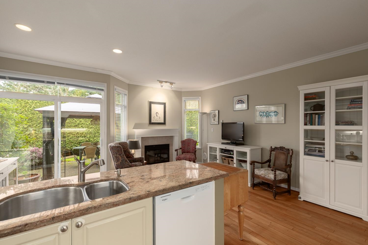 Laundry Room Photo of 74 14909 32 Avenue, Surrey, BC
