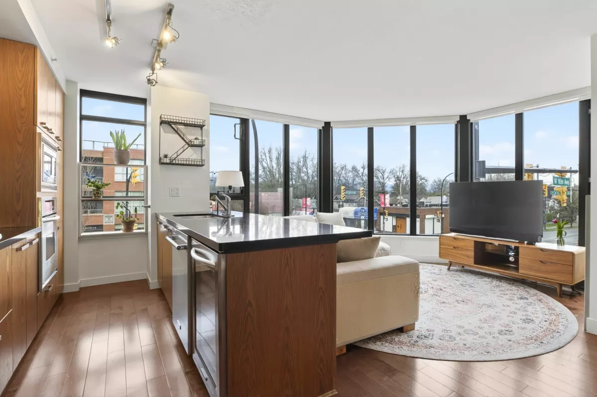 Living Room Photo of 207 3228 Tupper Street, Vancouver, BC