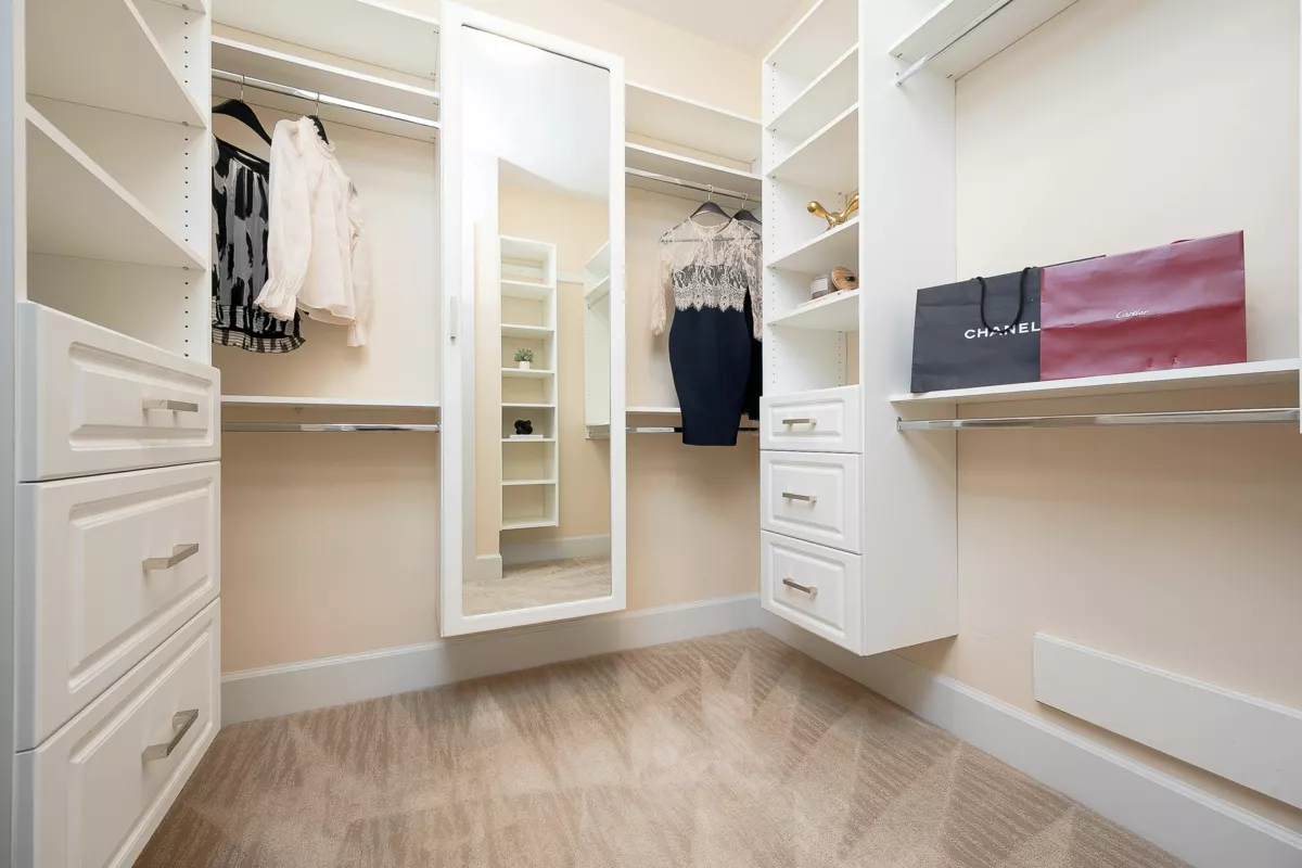 Hallway Photo of 10500 Caithcart Road, Richmond, BC