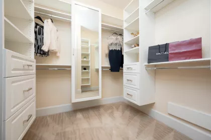 Hallway Photo of 10500 Caithcart Road, Richmond, BC