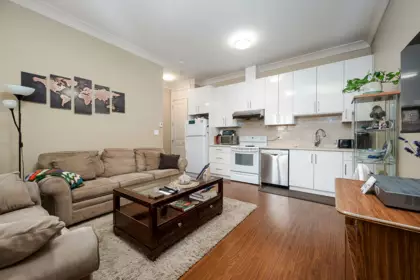 Swimming Pool Photo of 10500 Caithcart Road, Richmond, BC