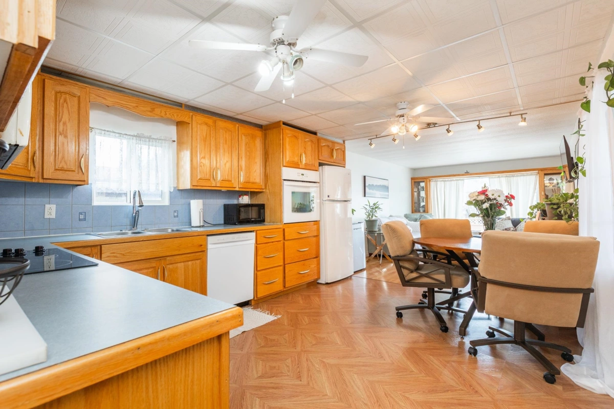 Loft / Bonus Room Photo of 287 201 Cayer Street, Coquitlam, BC