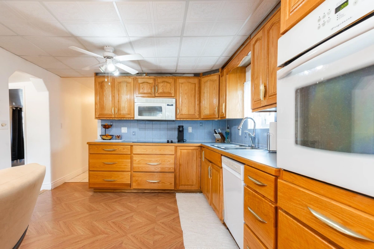 Powder Room Photo of 287 201 Cayer Street, Coquitlam, BC