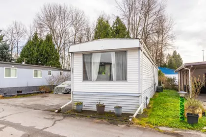 287 201 Cayer Street, Coquitlam, BC