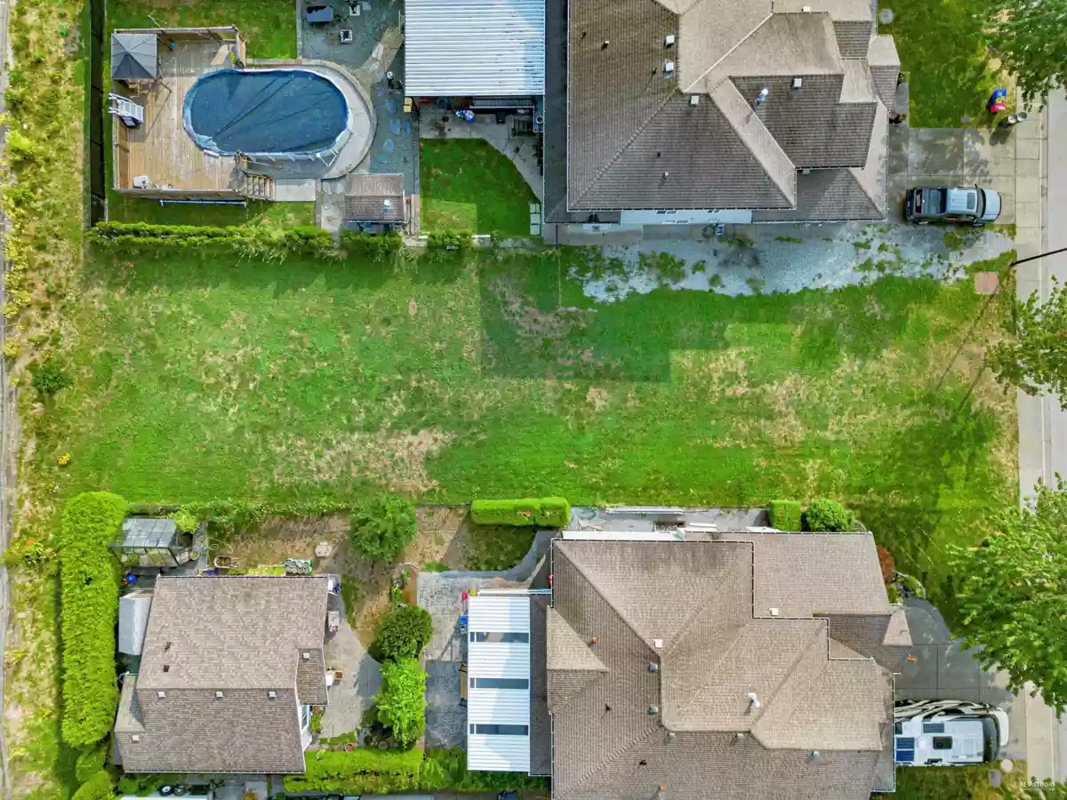 Living Room Photo of 23217 117 Avenue, Maple Ridge, BC