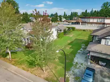 Breakfast Nook Photo of 23217 117 Avenue, Maple Ridge, BC