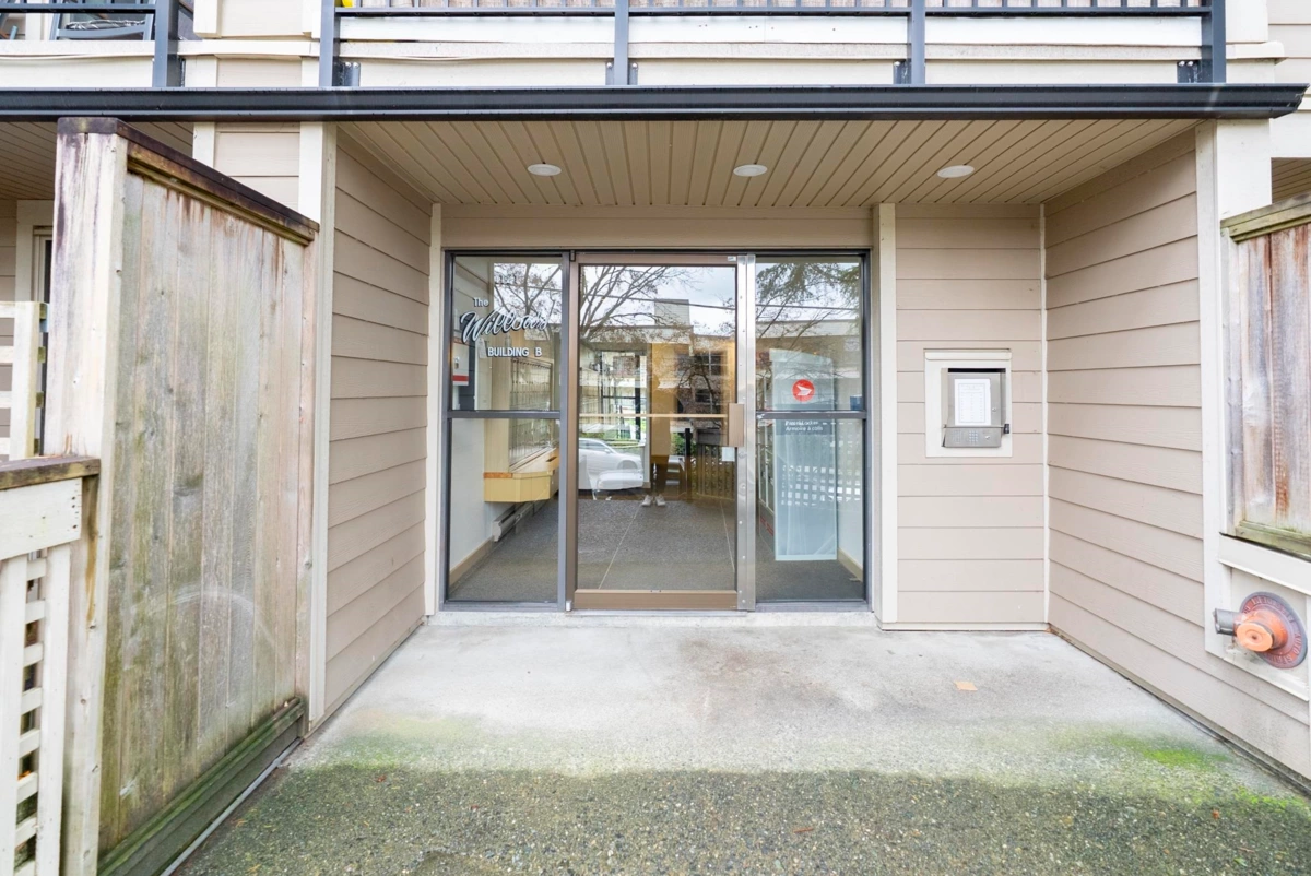 Basement Recreation Room Photo of 107 1121 Howie Avenue, Coquitlam, BC