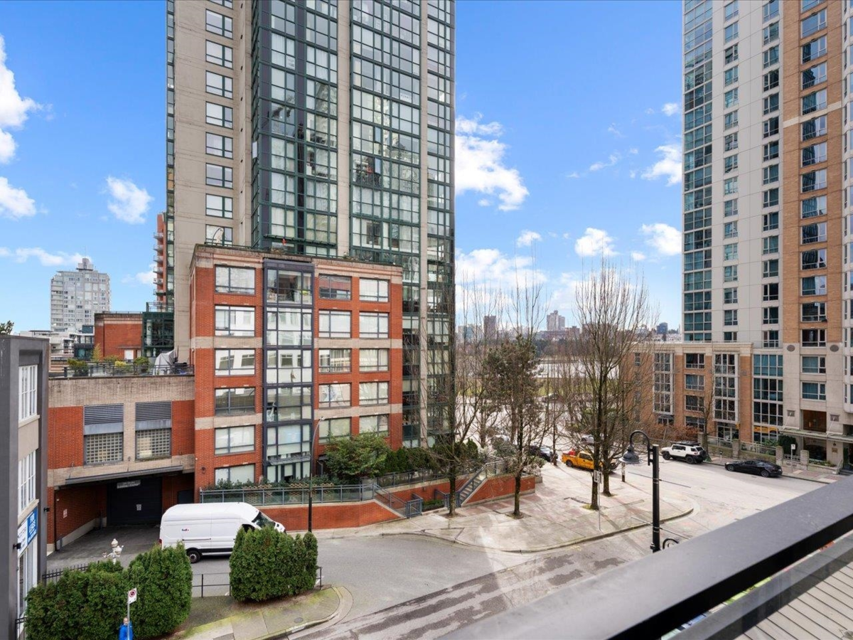 Pantry Photo of 301 1275 Hamilton Street, Vancouver, BC