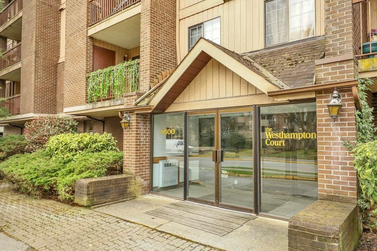 Family Room Photo of 143 8500 Ackroyd Road, Richmond, BC