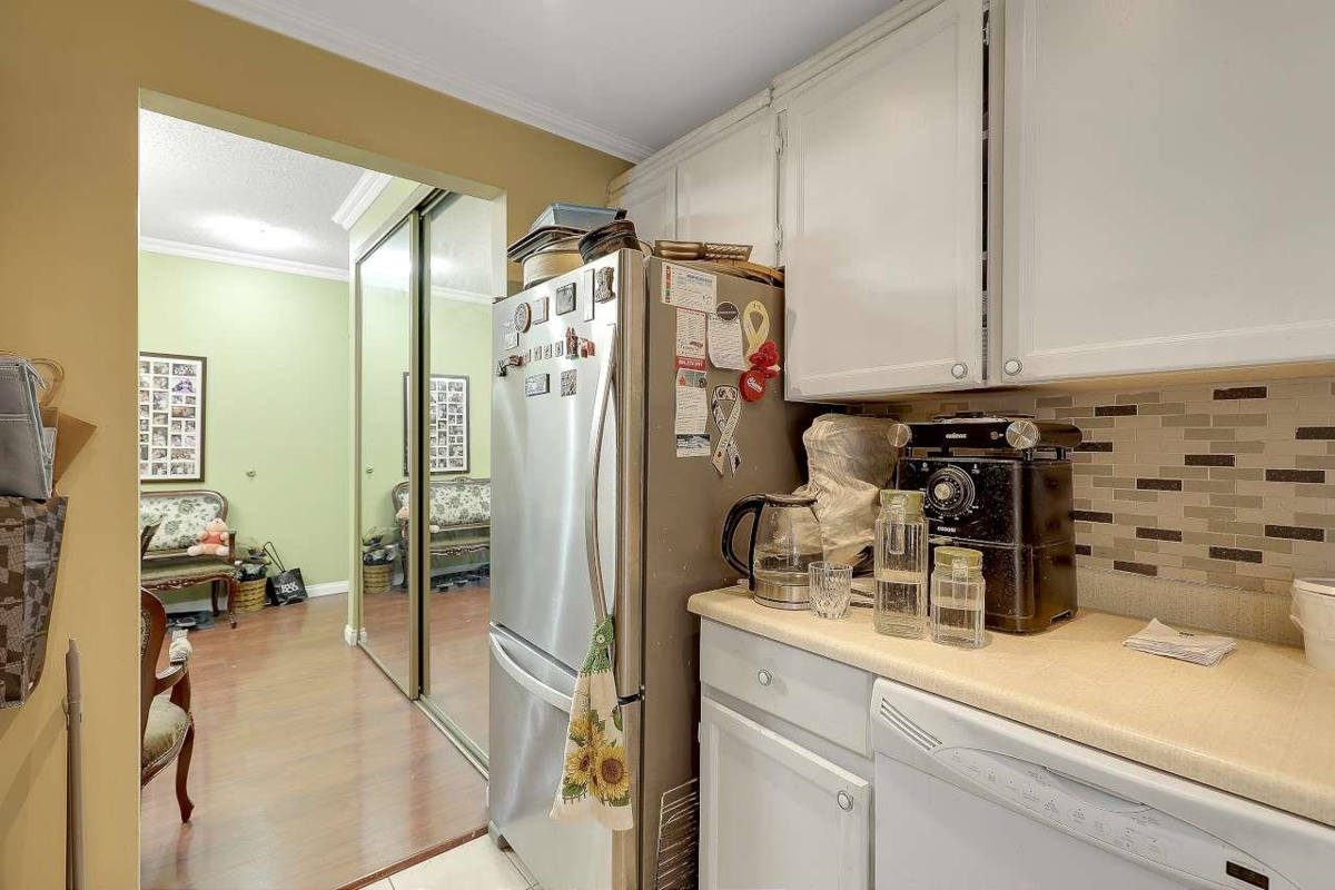 Walk-In Closet Photo of 143 8500 Ackroyd Road, Richmond, BC