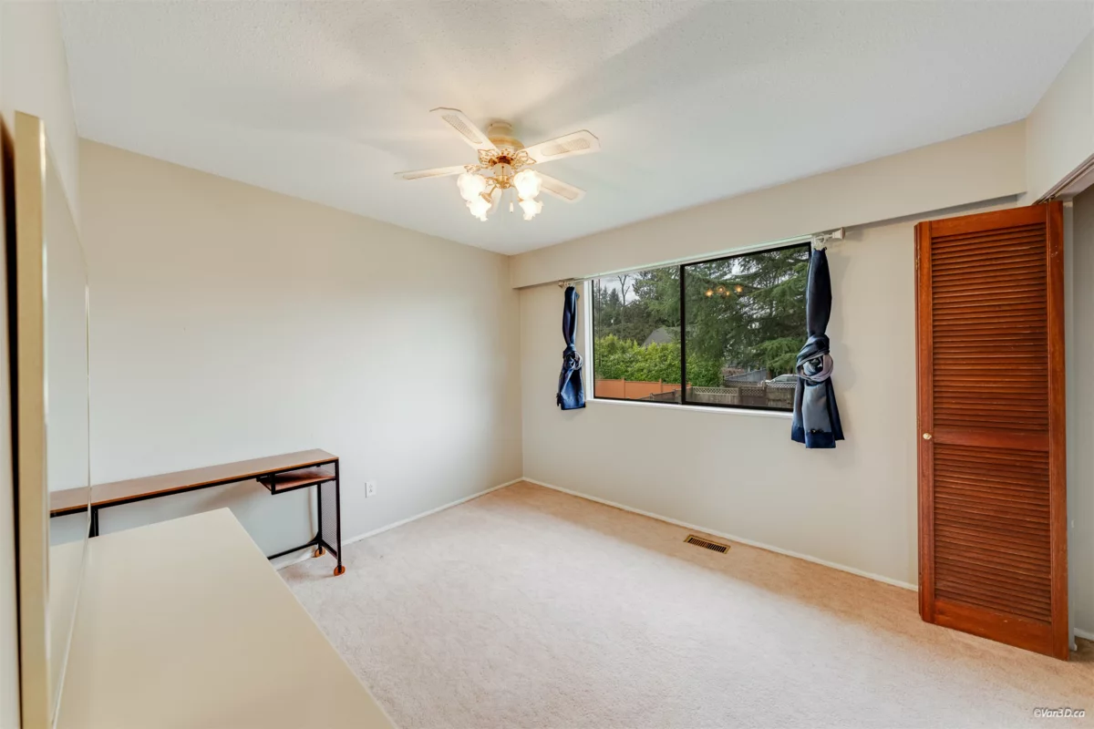 Staircase Photo of 5571 Claude Avenue, Burnaby, BC