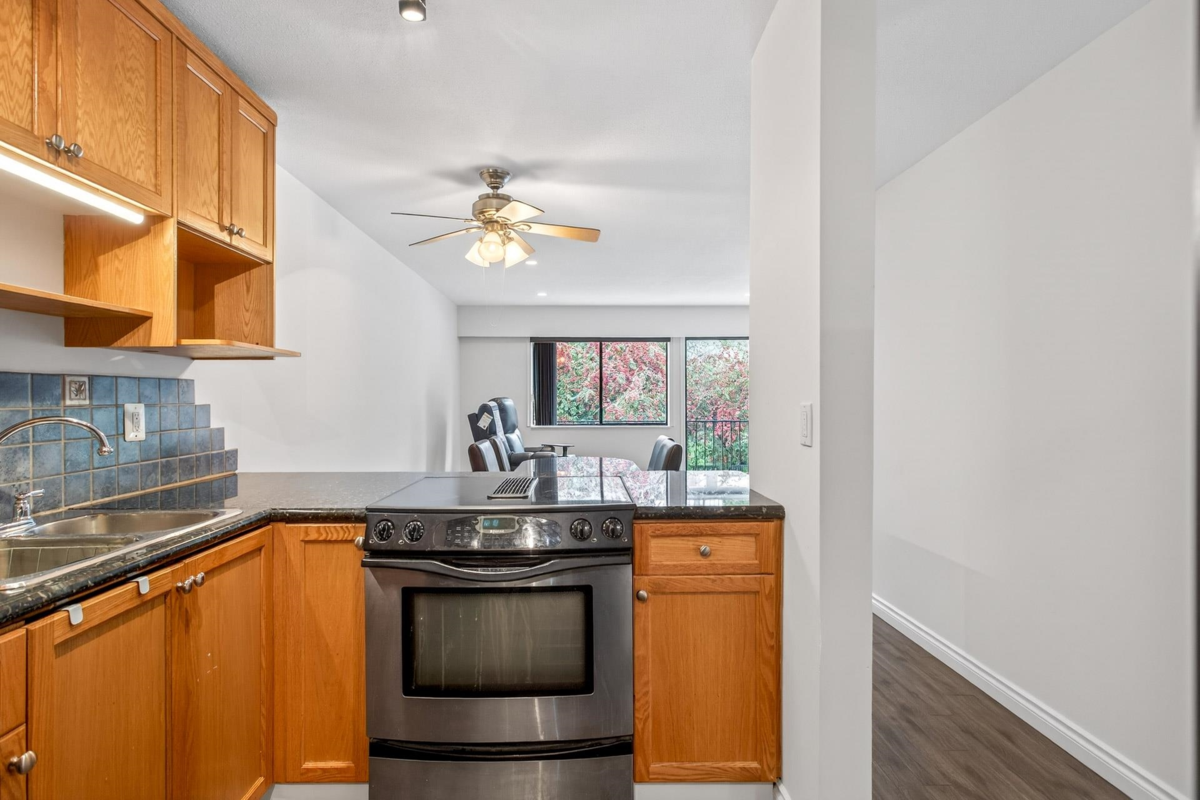 Loft / Bonus Room Photo of 208 505 Ninth Street, New Westminster, BC