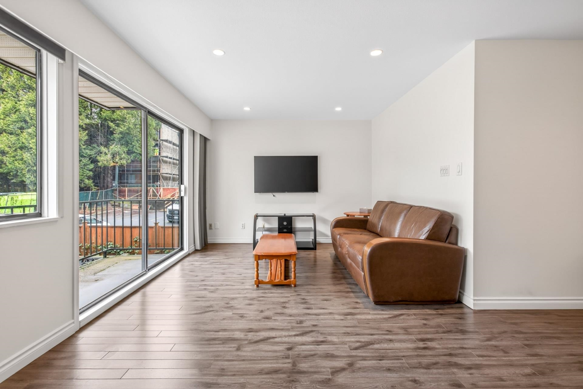 Pantry Photo of 208 505 Ninth Street, New Westminster, BC