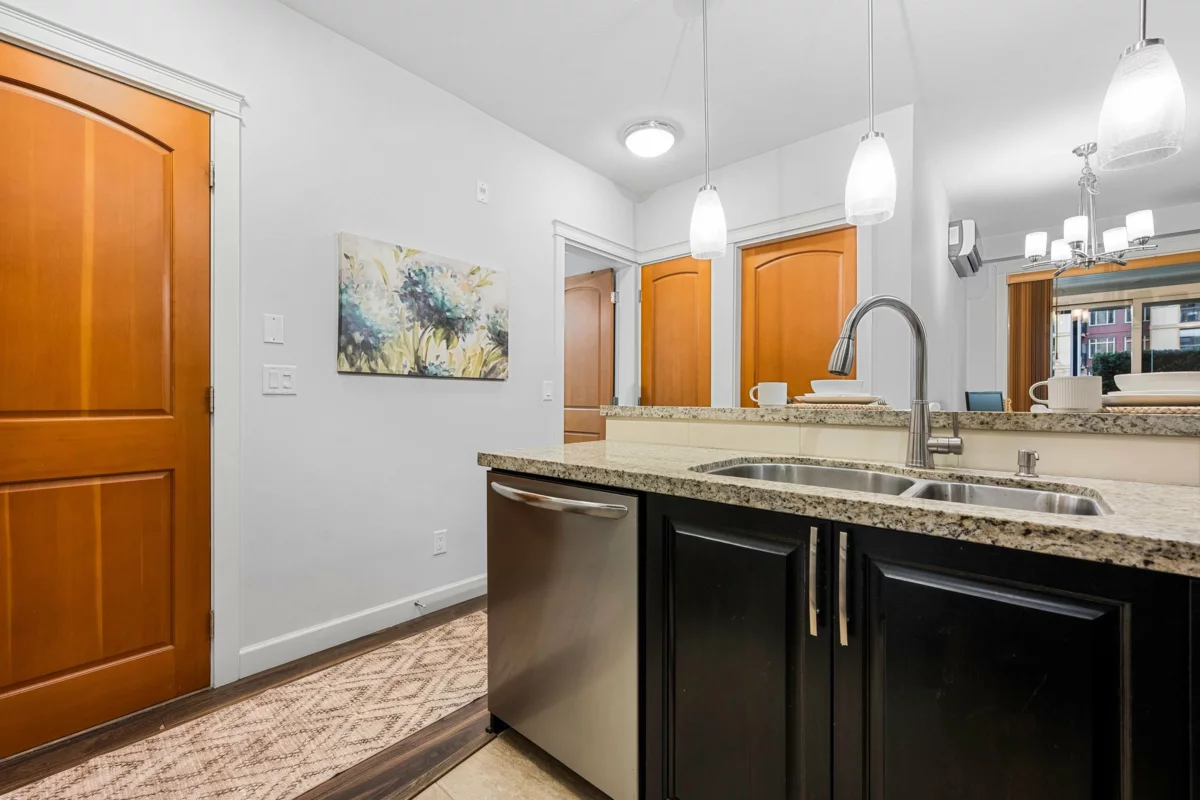 Kitchen Island Photo of 109 2860 Trethewey Street, Abbotsford, BC