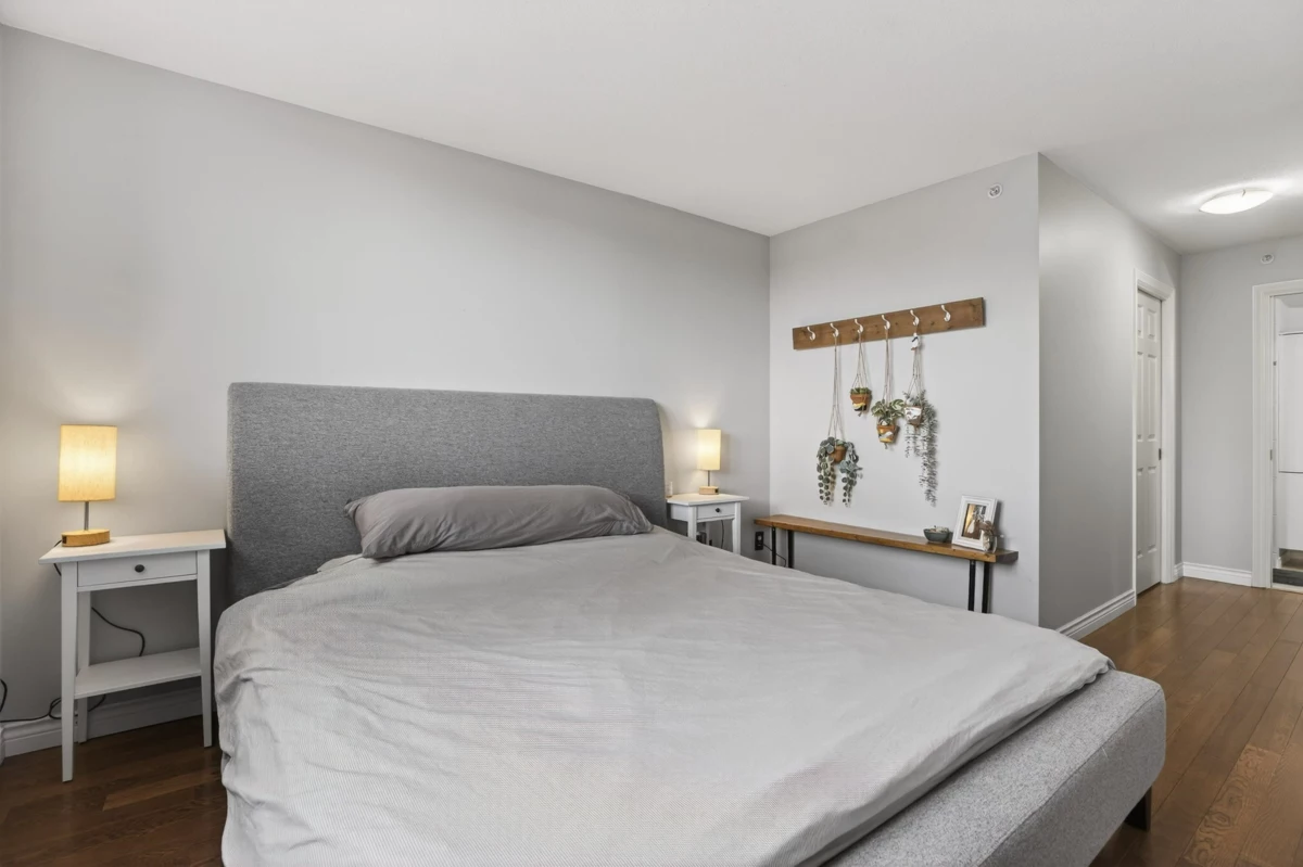 Guest Bathroom Photo of 1007 10 Laguna Court, New Westminster, BC