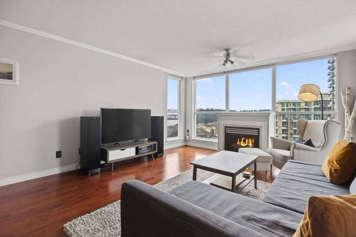 Living Room Photo of 1007 10 Laguna Court, New Westminster, BC