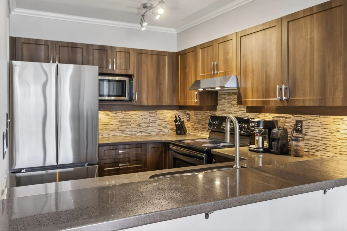 Primary Bathroom Photo of 1007 10 Laguna Court, New Westminster, BC