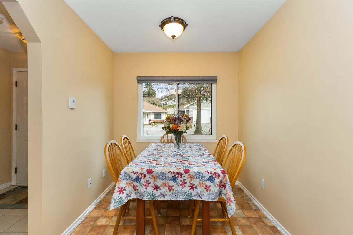 Primary Bathroom Photo of 46 2081 Winfield Drive, Abbotsford, BC