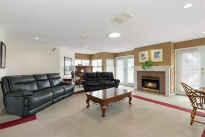 Hallway Photo of 46 2081 Winfield Drive, Abbotsford, BC