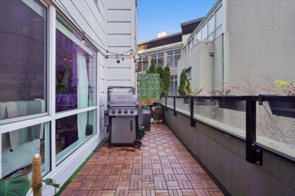 Basement Recreation Room Photo of 206 233 Kingsway, Vancouver, BC