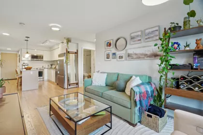 Breakfast Nook Photo of 206 233 Kingsway, Vancouver, BC