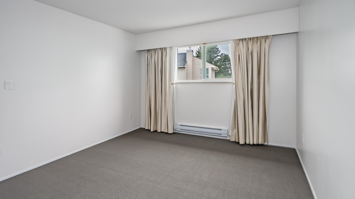 Laundry Room Photo of 98 32691 Garibaldi Drive, Abbotsford, BC