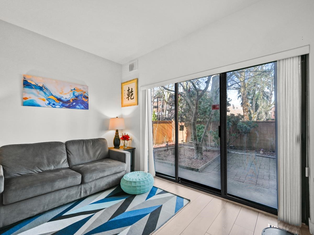 Basement Recreation Room Photo of 6 7311 Moffatt Road, Richmond, BC