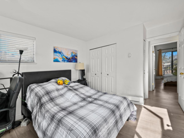 Powder Room Photo of 6 7311 Moffatt Road, Richmond, BC