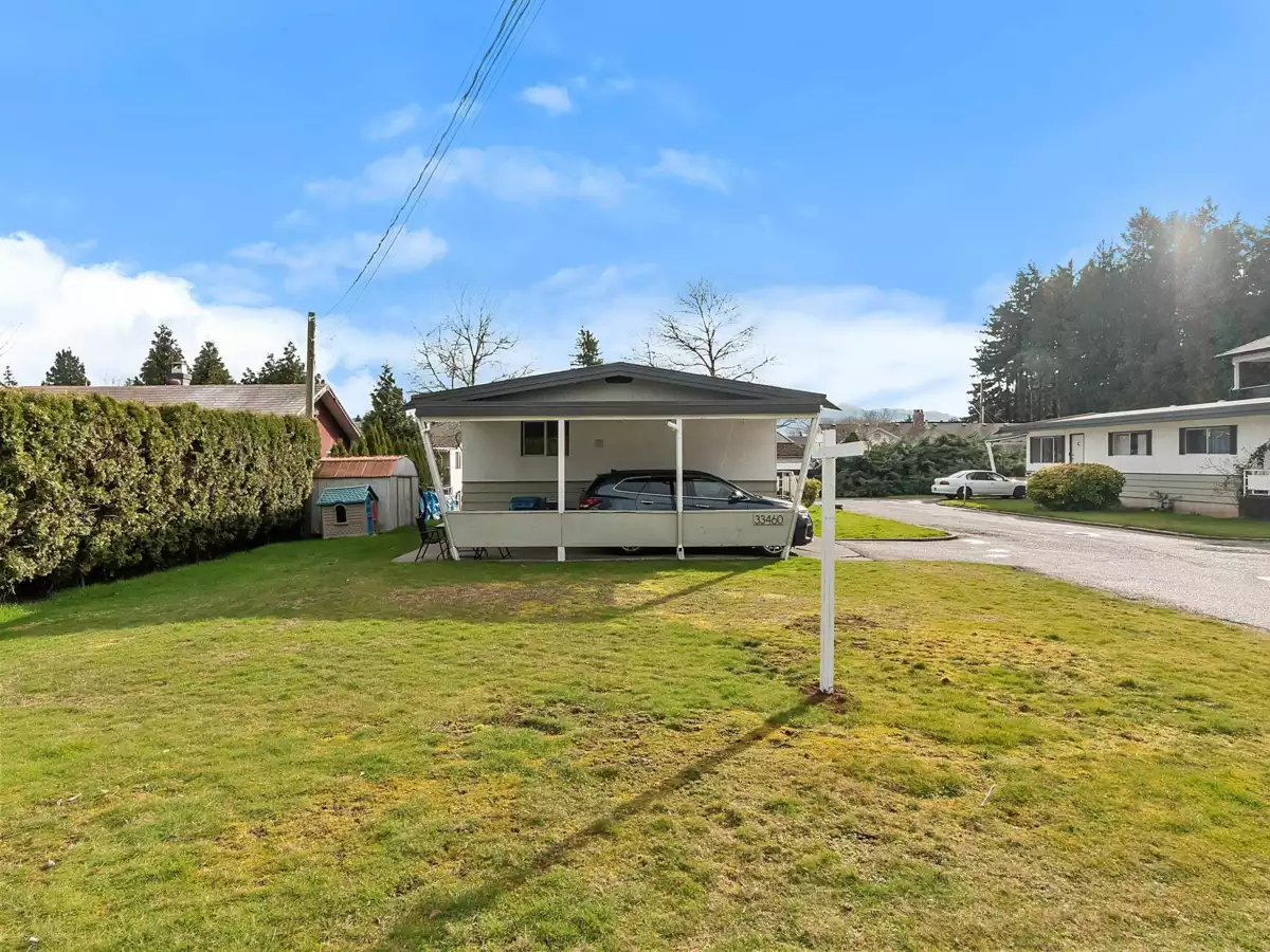 Dining Area Photo of 33460 Hawthorne Avenue, Abbotsford, BC