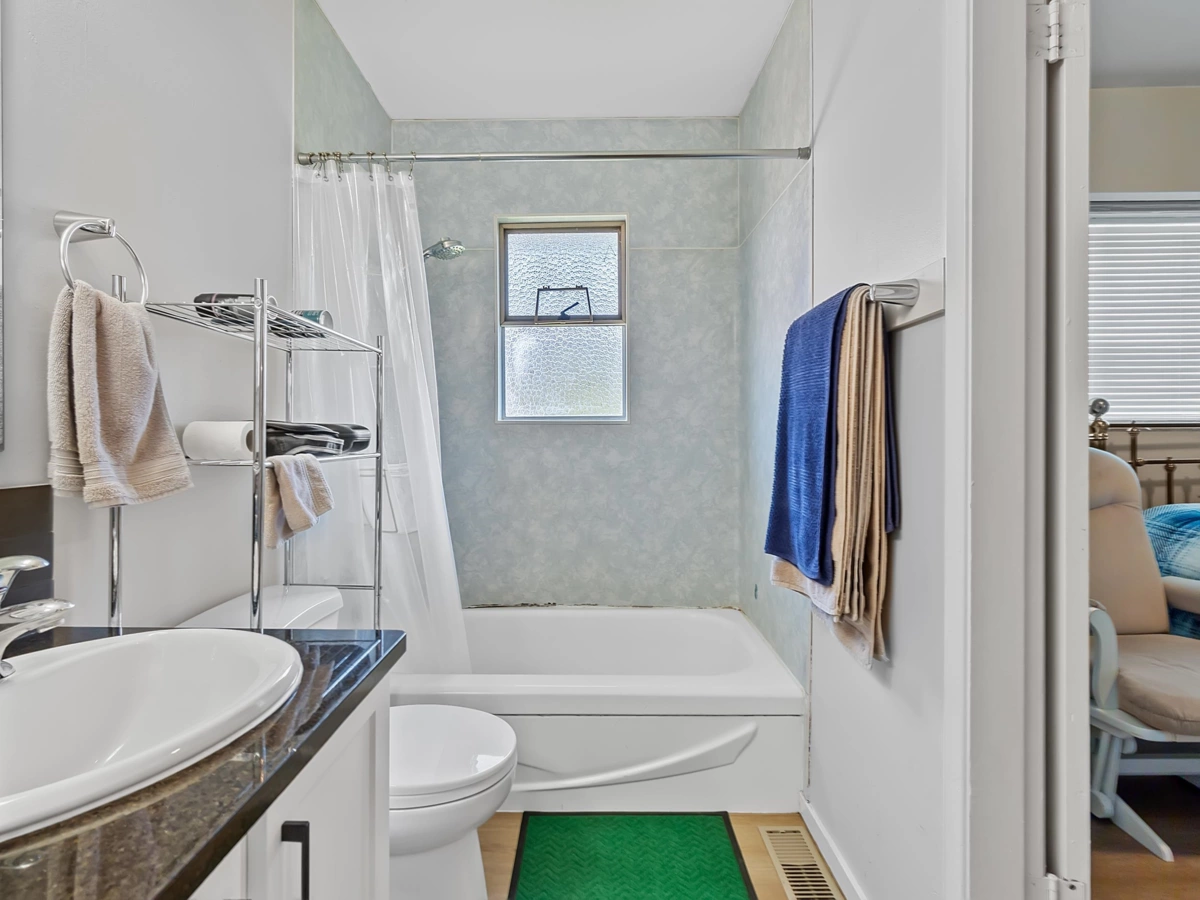 Loft / Bonus Room Photo of 33460 Hawthorne Avenue, Abbotsford, BC