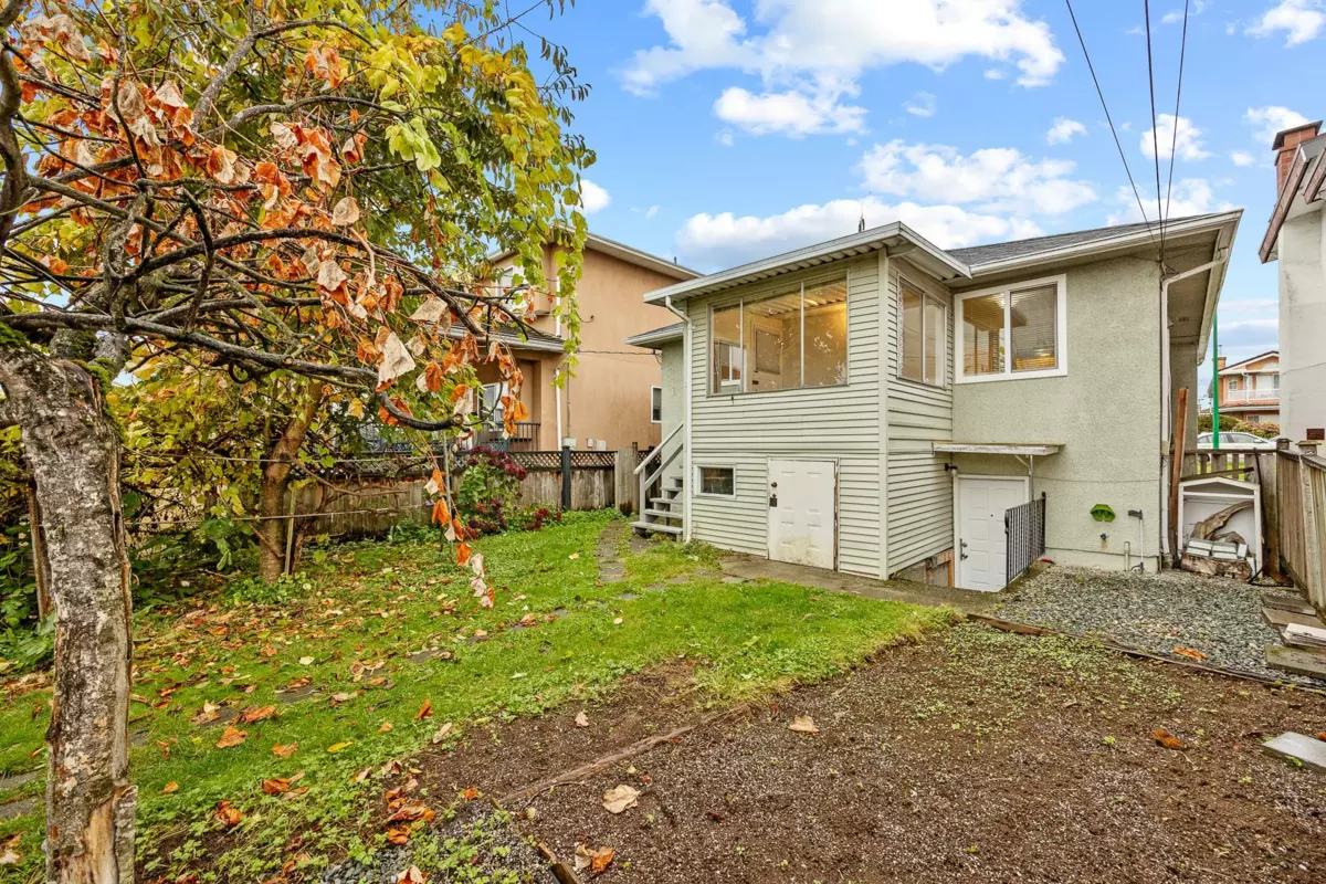 Front Yard Photo of 4644 Union Street, Burnaby, BC