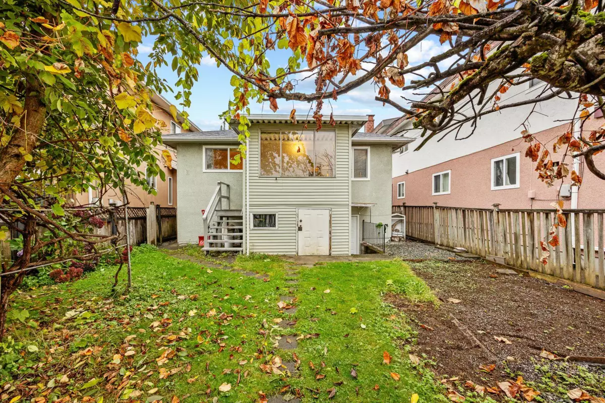 Garden / Landscaping Photo of 4644 Union Street, Burnaby, BC