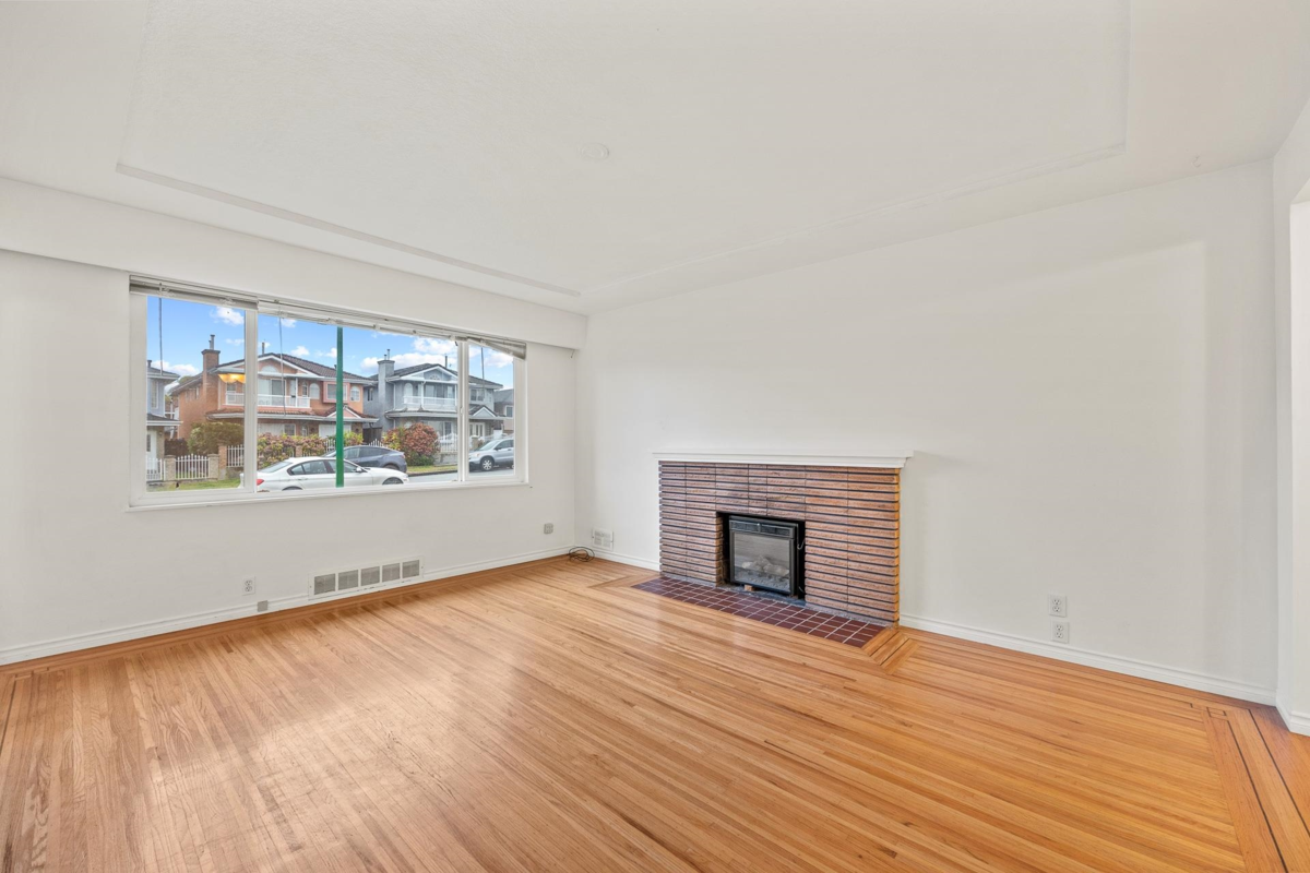 Kitchen Island Photo of 4644 Union Street, Burnaby, BC