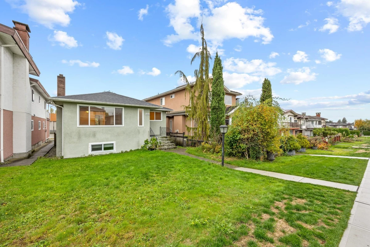 Street View Photo of 4644 Union Street, Burnaby, BC