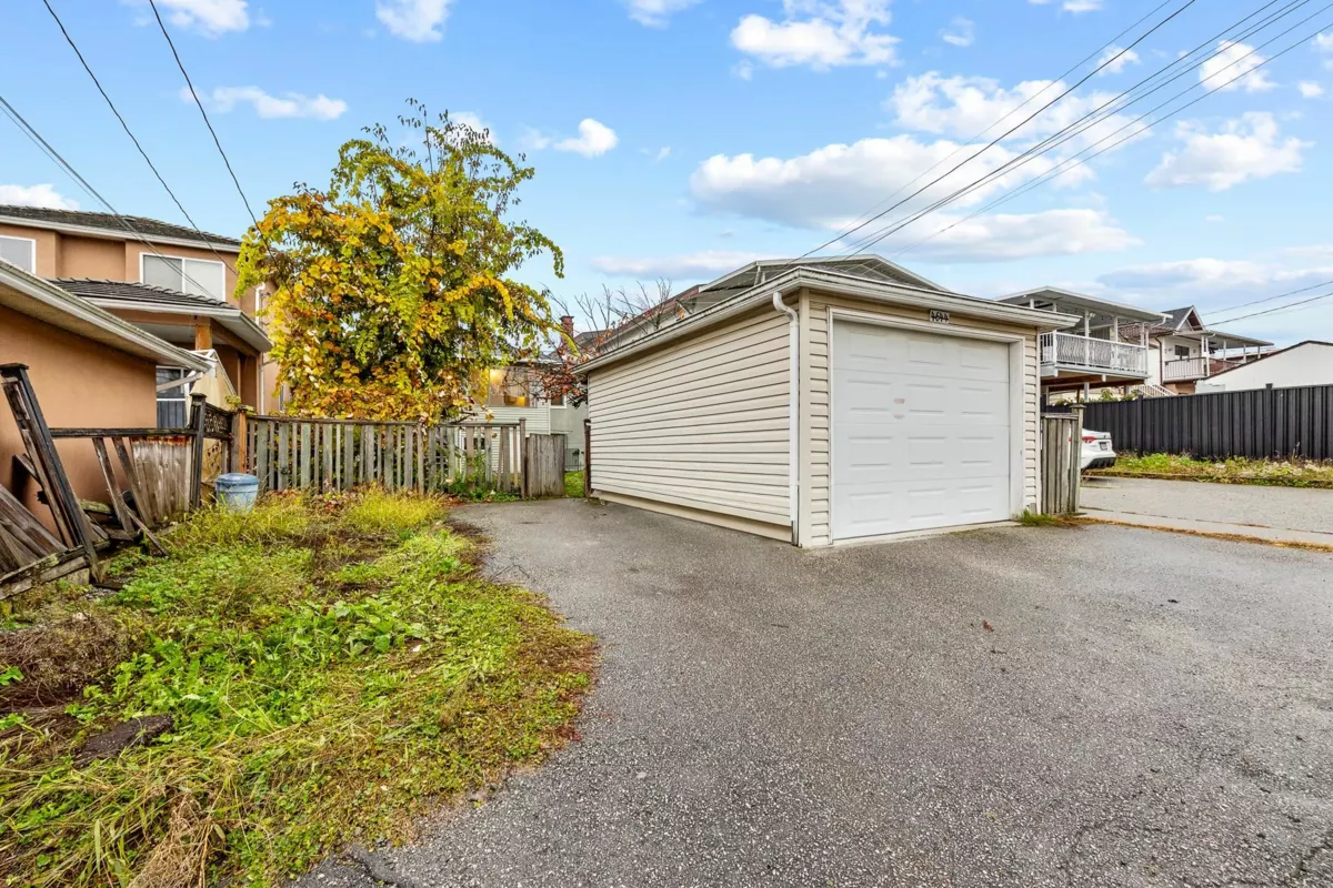 Swimming Pool Photo of 4644 Union Street, Burnaby, BC