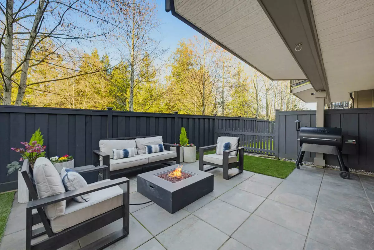 Backyard Photo of 27 8089 209 Street, Langley, BC