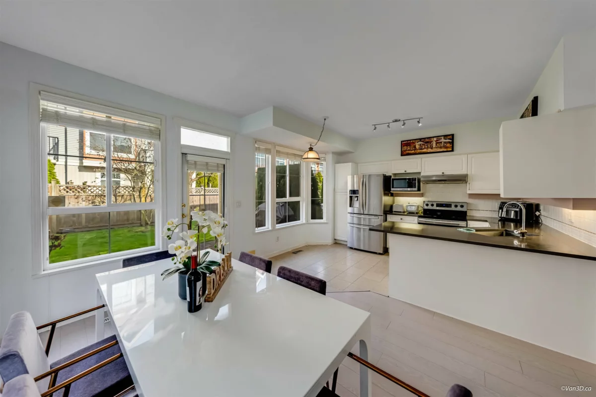Dining Area Photo of 56 6950 120 Street, Surrey, BC