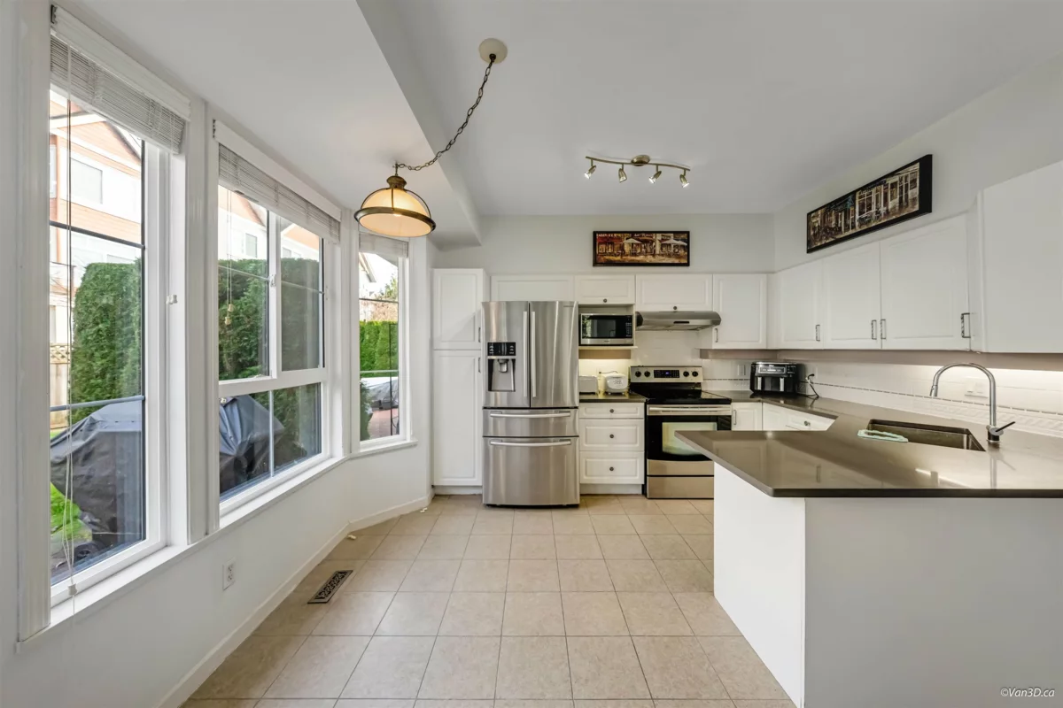 Kitchen Island Photo of 56 6950 120 Street, Surrey, BC