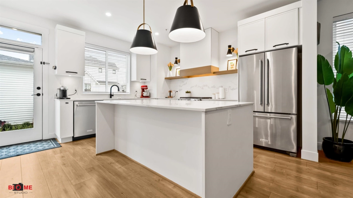 Family Room Photo of 7495 197 Street, Langley, BC