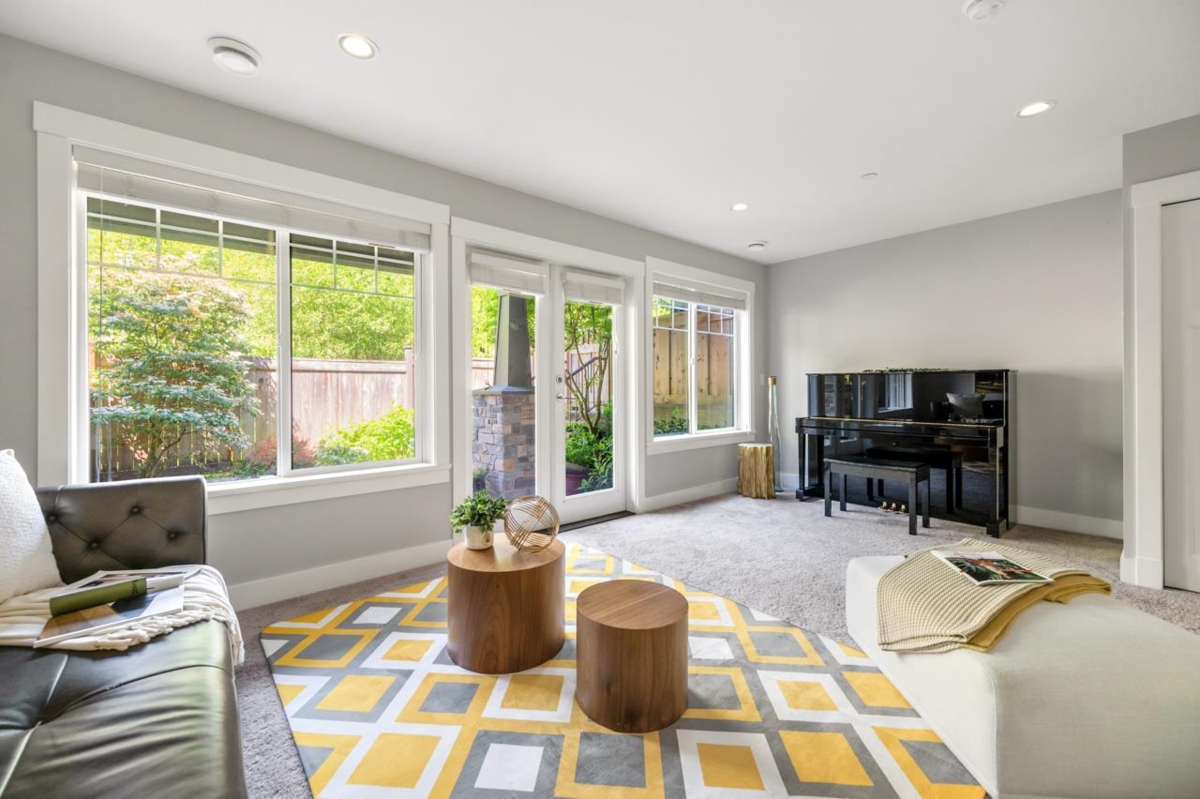 Laundry Room Photo of 6 23709 111a Avenue, Maple Ridge, BC