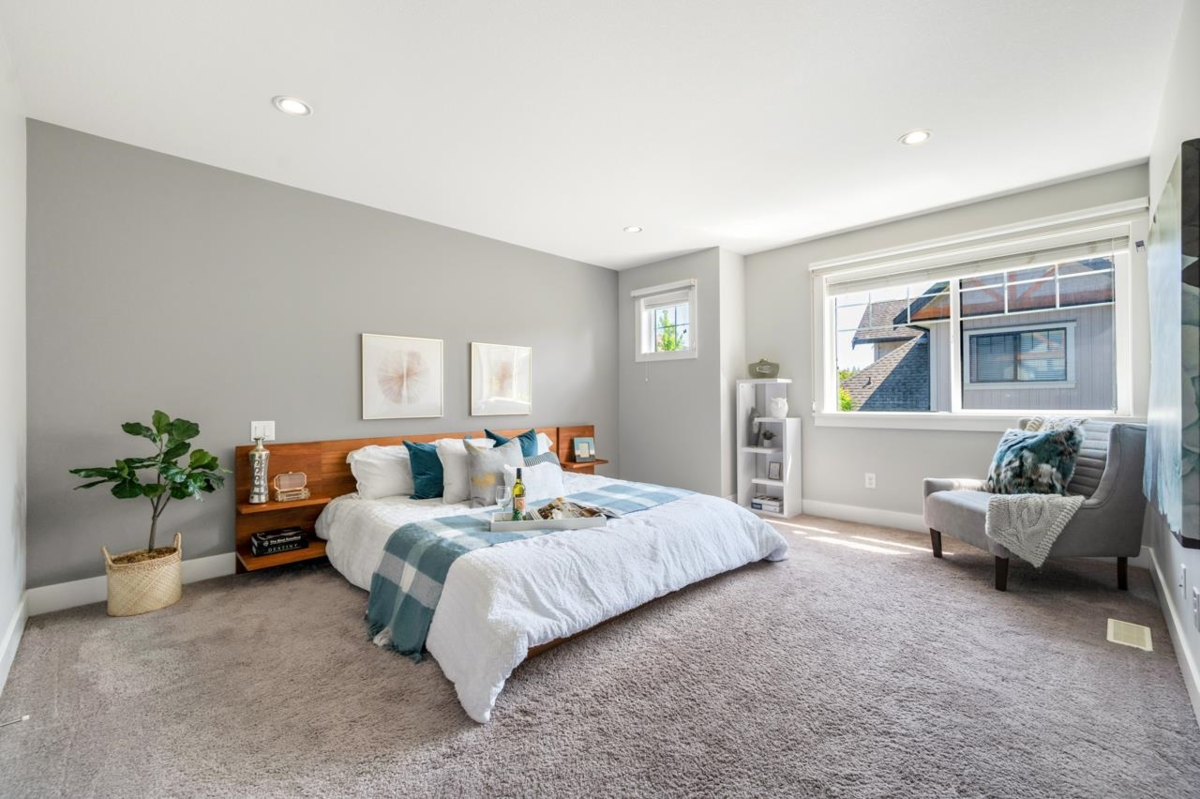 Walk-In Closet Photo of 6 23709 111a Avenue, Maple Ridge, BC