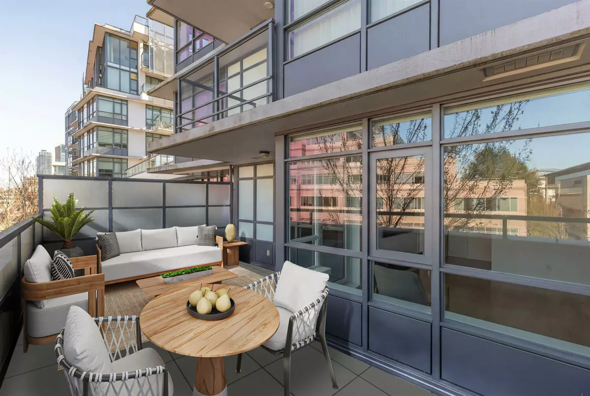 Loft / Bonus Room Photo of 369 2080 W Broadway Street, Vancouver, BC