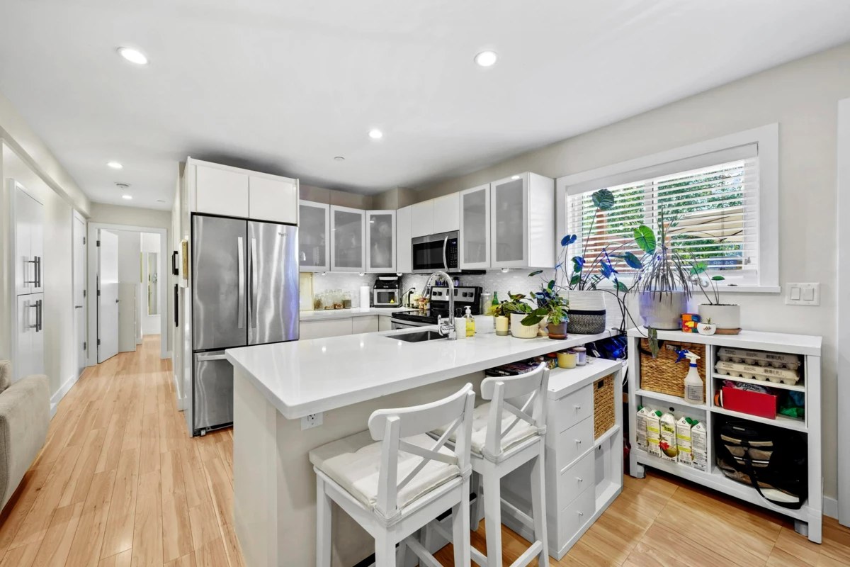 Front Yard Photo of 3759 Coast Meridian Road, Port Coquitlam, BC