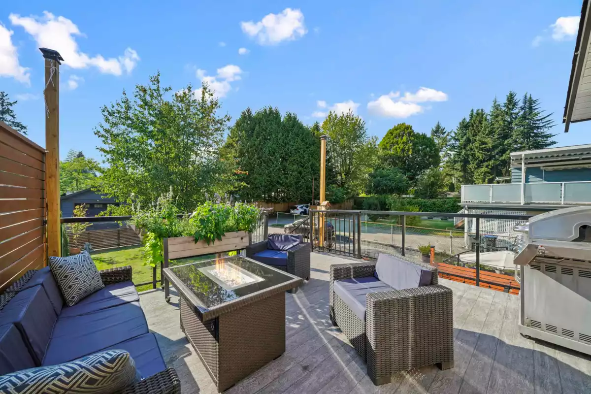 Office / Den Photo of 3759 Coast Meridian Road, Port Coquitlam, BC