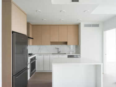 2301 699 Whiting Way, Coquitlam, BC, Coquitlam West — 2 bed apartment/condo for sale