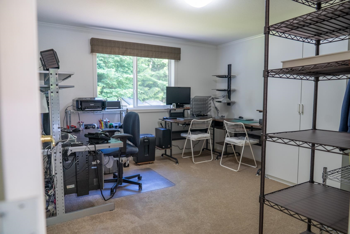 Laundry Room Photo of 2604 Dory Way, Pender Island, BC