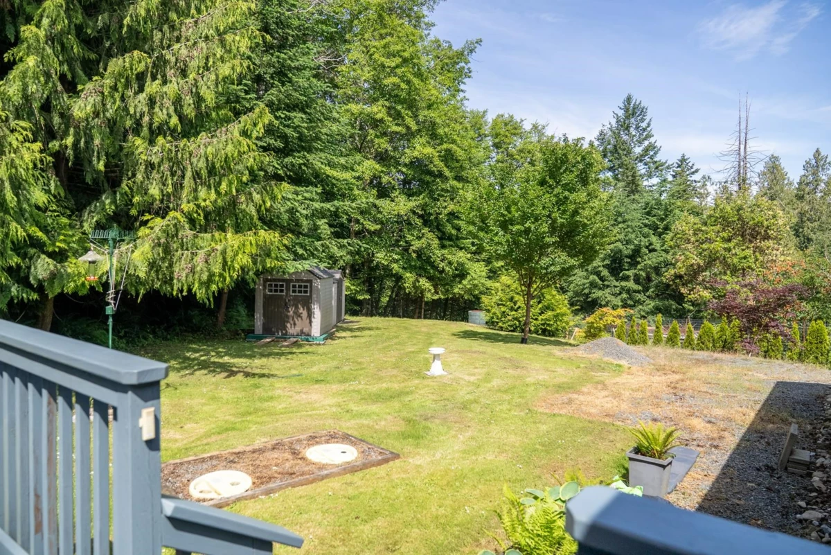 Primary Bathroom Photo of 2604 Dory Way, Pender Island, BC